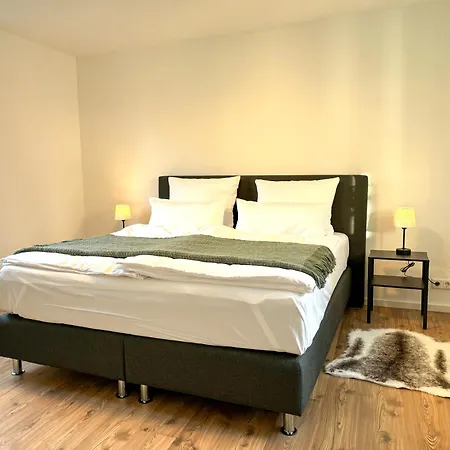 Gunzenhausen, Innenstadt, Dachterrasse, Stellplatz アパート
