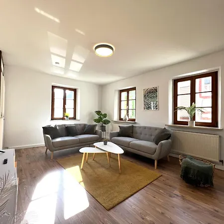 Ferienwohnung Gunzenhausen, Innenstadt, Dachterrasse, Stellplatz Apartment Gunzenhausen