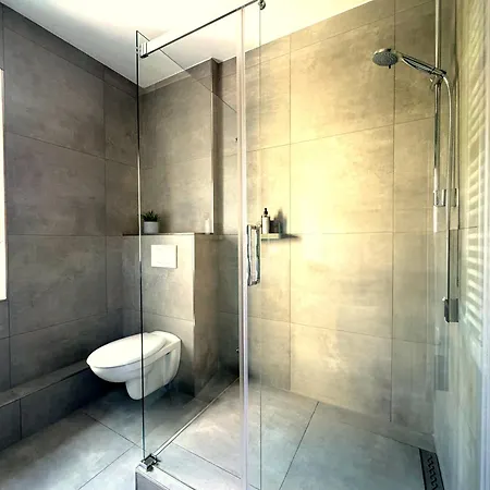 Apartment Ferienwohnung Gunzenhausen, Innenstadt, Dachterrasse, Stellplatz Gunzenhausen