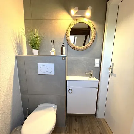 Apartment Ferienwohnung Gunzenhausen, Innenstadt, Dachterrasse, Stellplatz *